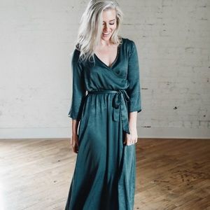 Green silk like Ashley lemieux dress